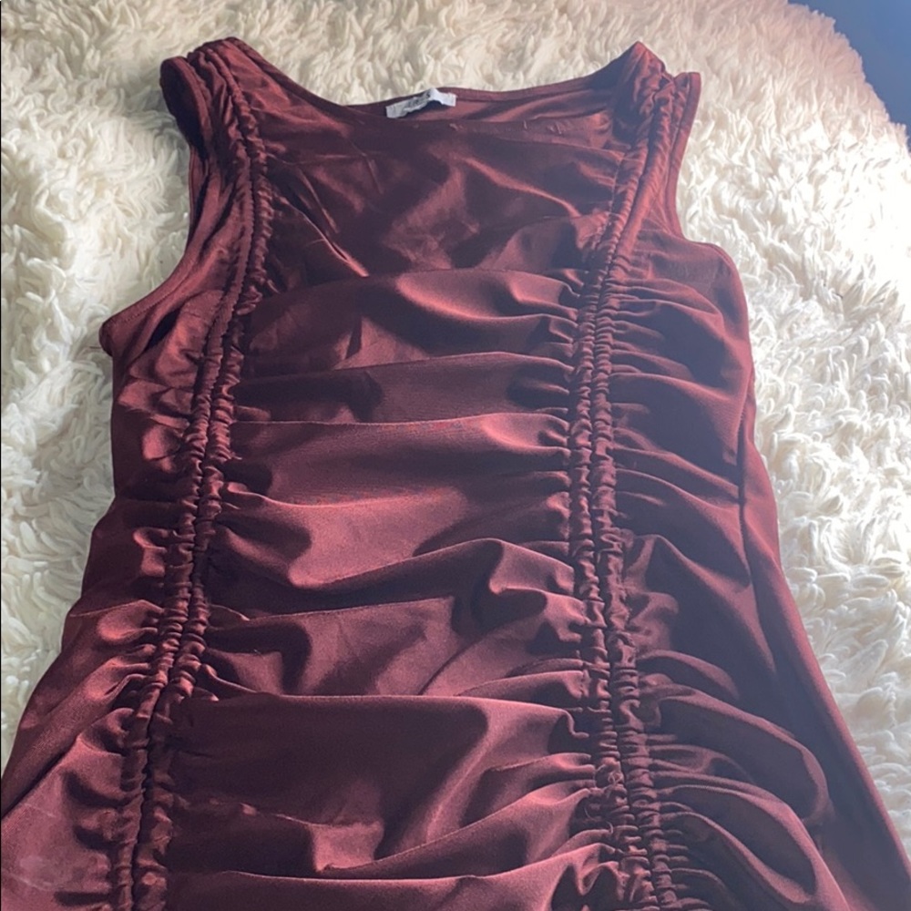 Ruched dress size M. Never worn